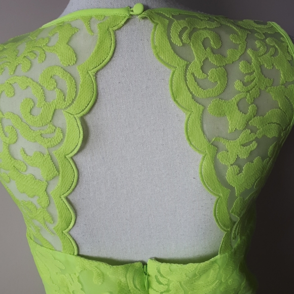 Laundry by Shelli Segal dress - Picture 5 of 6